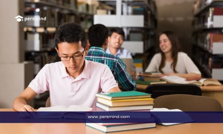 طلاب دوليون يدرسون في مكتبة جامعية ضمن برنامج AYFN في كوريا الجنوبية – منصة Persmind.