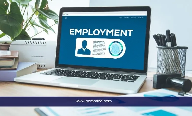 حاسوب محمول يعرض صفحة بعنوان "Employment" في سياق التقديم على وظائف وعقود عمل في بلجيكا.