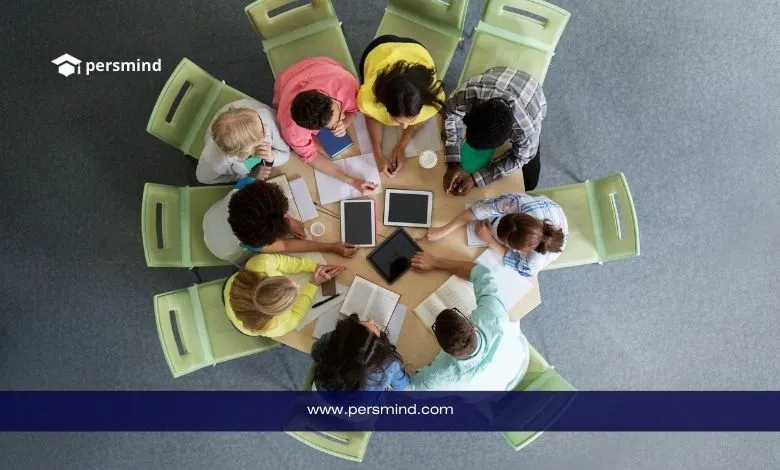 طلاب دوليون في جلسة دراسية جماعية يستفيدون من منح اليابان الممولة بالكامل في الجامعات اليابانية