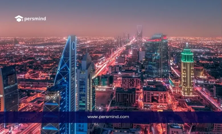 صورة ليلية لمدينة الرياض بإضاءات حديثة وناطحات السحاب، تُستخدم في مقال التخصصات المطلوبة في السعودية.