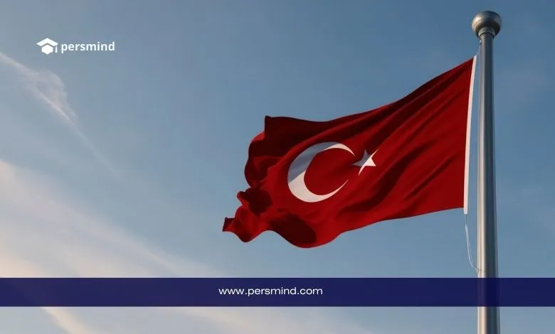 علم تركيا يرفرف في السماء، ويُستخدم للتعبير عن استضافة تركيا لفعالية الجمعية الصوتية الأوروبية (EVA) لعام 2026.