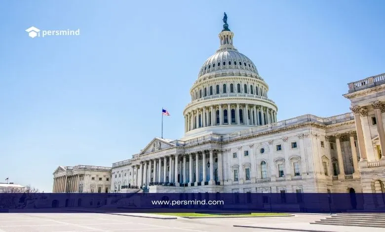 مبنى حكومي تاريخي في الولايات المتحدة يرمز إلى الدراسة في جامعة هارفارد بأمريكا