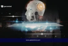 رأس روبوت بتقنيات رقمية يرمز إلى دراسة الذكاء الاصطناعي وتعلم الآلة