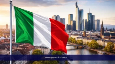 علم إيطاليا أمام أفق مدينة إيطالية في إشارة إلى المنتدى العالمي الثالث لليونسكو للشباب